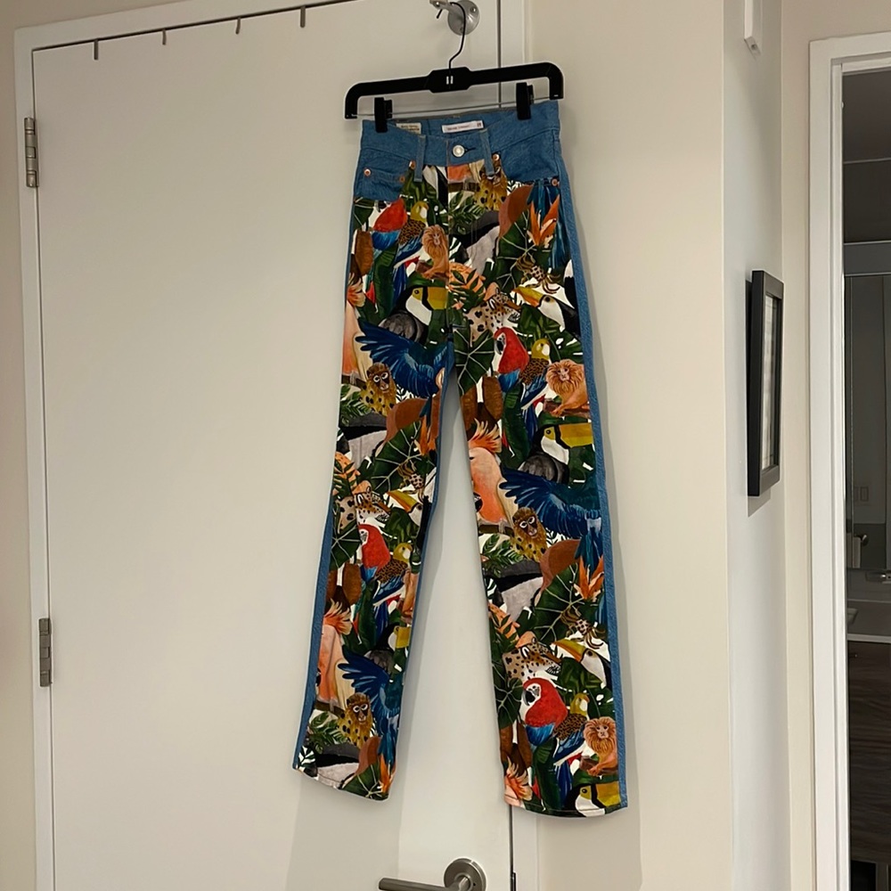 Levi’s x Farm Rio Jeans